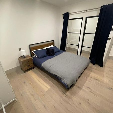 Blue Lagoon Apartment London Exterior photo
